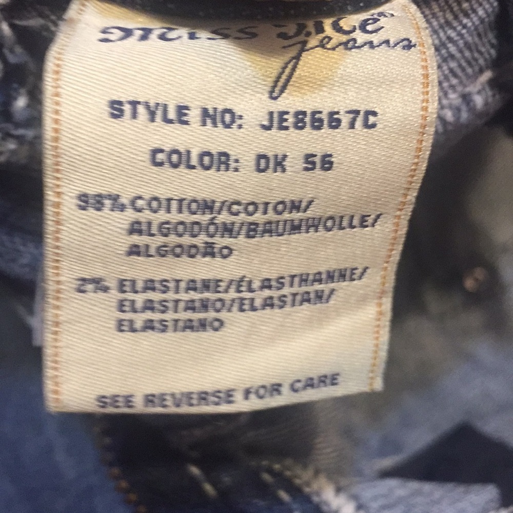 Miss Me Jeans - Picture 4 of 5